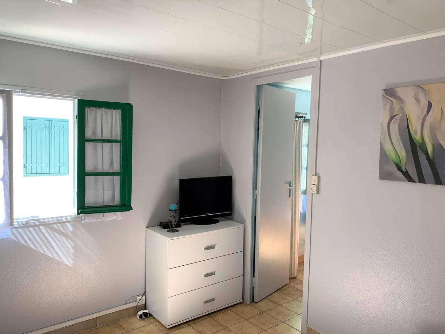 St Georges de Didonne - AGREABLE PETITE MAISON avec COUR - 1 Chambre Saint-Georges-de-Didonne Extérieur photo